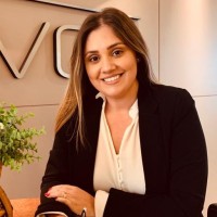 Tatiane Céu Simões Garavello