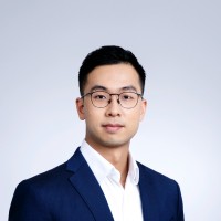 Lucas G.