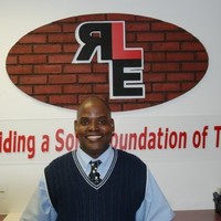 Kenneth Dixon
