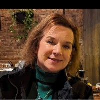 Julie Niles