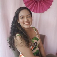 Ana Caroline Araújo