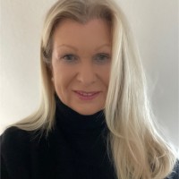 Petra Thiel