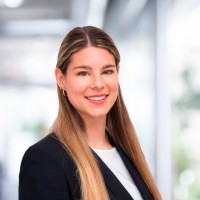 Julia Schwenkel