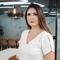 Nayara Luiza Piva