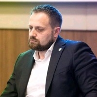 Oleg Lasco