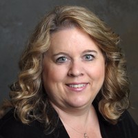 Lora Graumann
