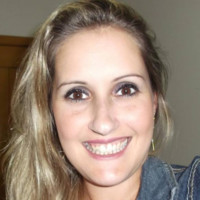 Tatiane Portella Schmitt