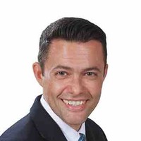 Adam Holdt