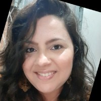 Luciana Robles