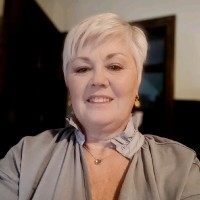 Angela Teichmiller