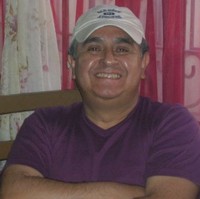 Raúl León