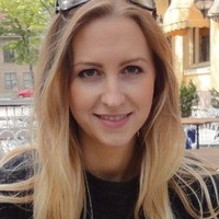 Dr Alexandra Lomas