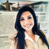 Adriana Reis
