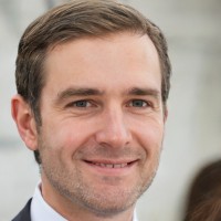Simon Williams