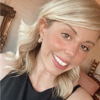 Laura Cavanagh