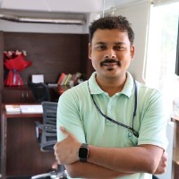 Robin Ravi