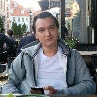 Павел Манякин