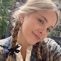 Julia Mclean