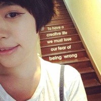 Elousia Wang