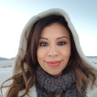 Ana Flores