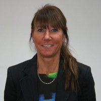 Julia Fenner
