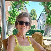 Esther Van Nunen