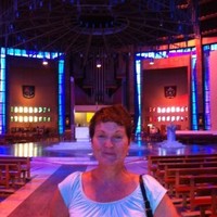 LESLEY DENNISON