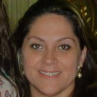 Luciana Regina Zanini-Sousa