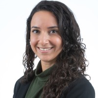 Caity Giles, Mba