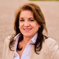 Julie Murphy