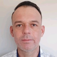 José Roberto Oliveira Simões