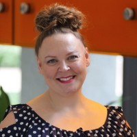 Kimberly Decola, Crm