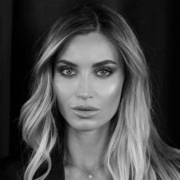 SARAH PELLICANI