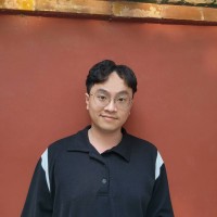 Junwei Wang