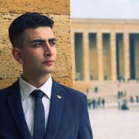 Veli Akgün