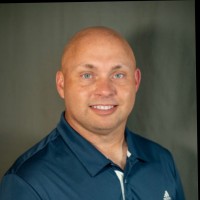 Michael D Niekamp