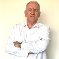 Simon Everitt