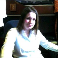 Lindsay M M Macdonald