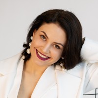 Cristina I.
