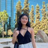Annie Hoang