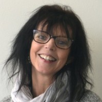 Dr Lesley Booth Mbe Pfhea
