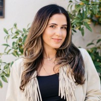 Alicia Bayramian