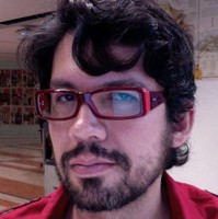 Luis Flores E.