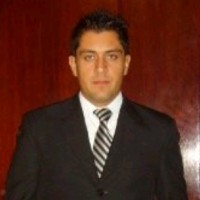 Roberto E. Salazar González