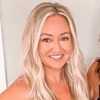 Caitlin Leap
