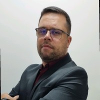 Alex Pinheiro