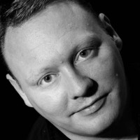 Steven Nicholls