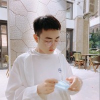 于新月
