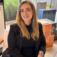 Letícia Neves Peralli