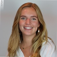 Julie Van Hengel